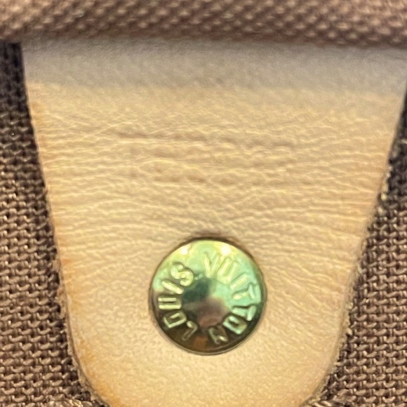 LOUIS VUITTON AUTHENTIC SPEEDY 30! - Picture 11 of 16